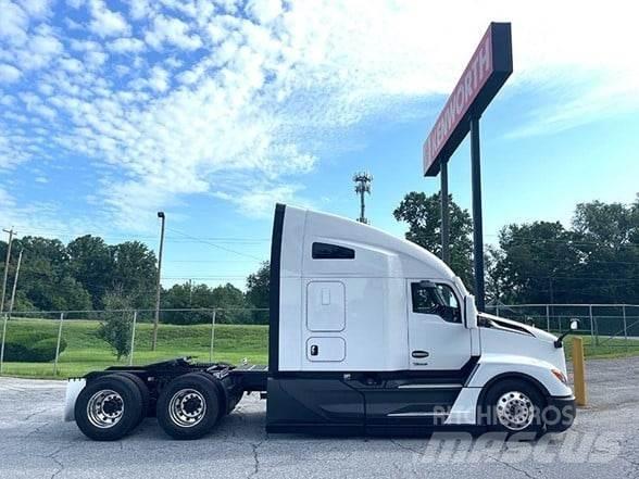 Kenworth T680 Prime Movers