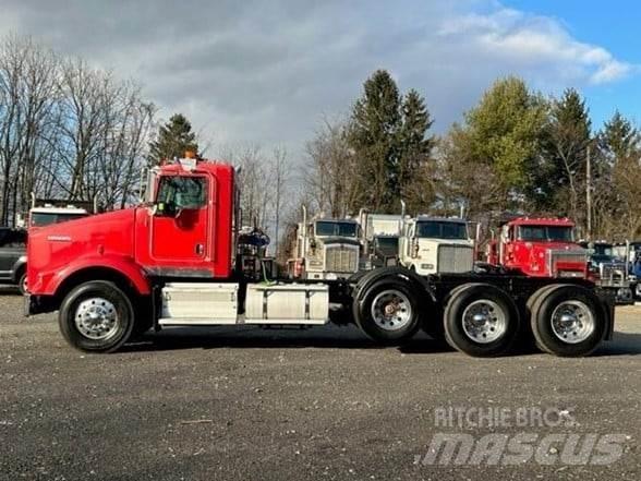 Kenworth T800 Prime Movers
