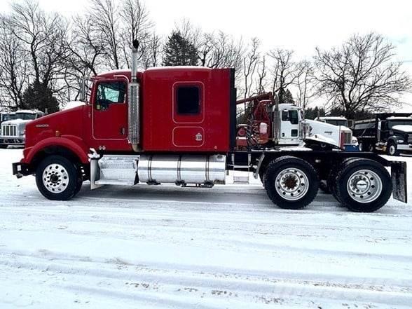 Kenworth T800 Prime Movers
