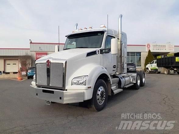 Kenworth T880 Prime Movers