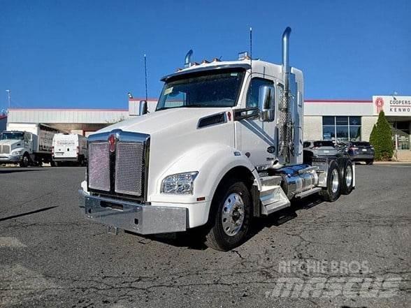 Kenworth T880 Prime Movers