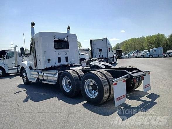 Kenworth T880 Prime Movers