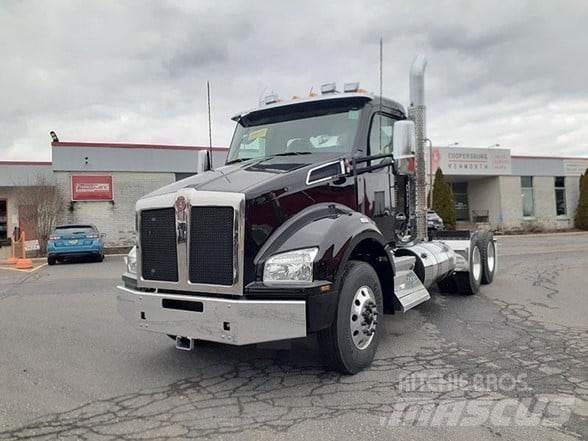 Kenworth T880 Prime Movers
