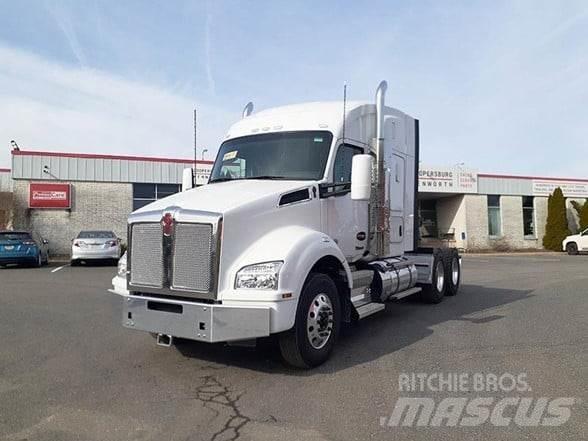 Kenworth T880 Prime Movers