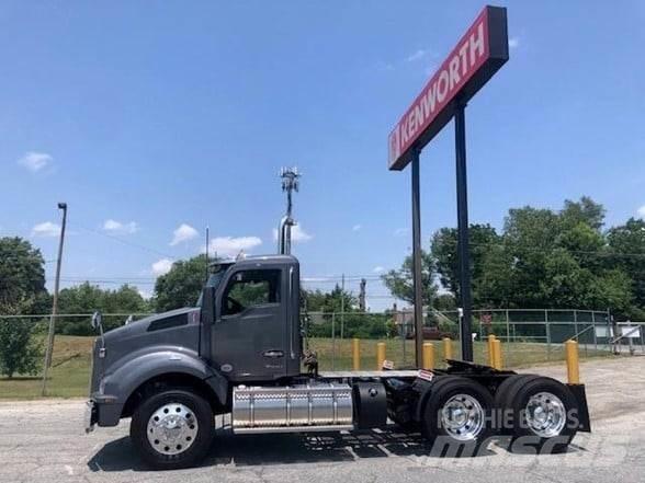 Kenworth T880 Prime Movers