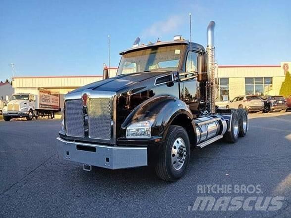 Kenworth T880 Prime Movers