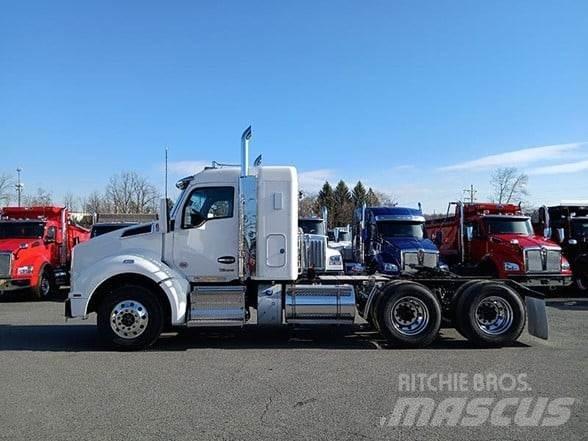 Kenworth T880 Prime Movers