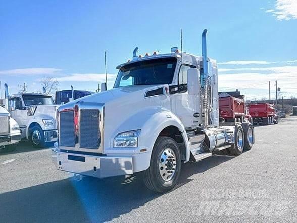 Kenworth T880 Prime Movers