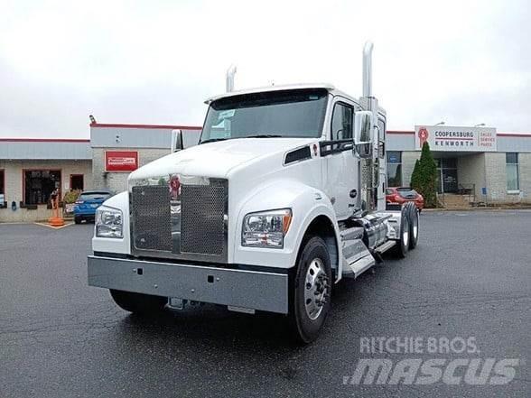 Kenworth T880 Prime Movers
