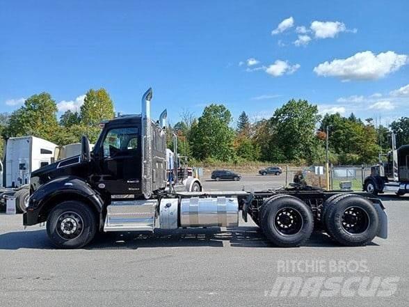 Kenworth T880 Prime Movers