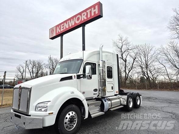 Kenworth T880 Prime Movers