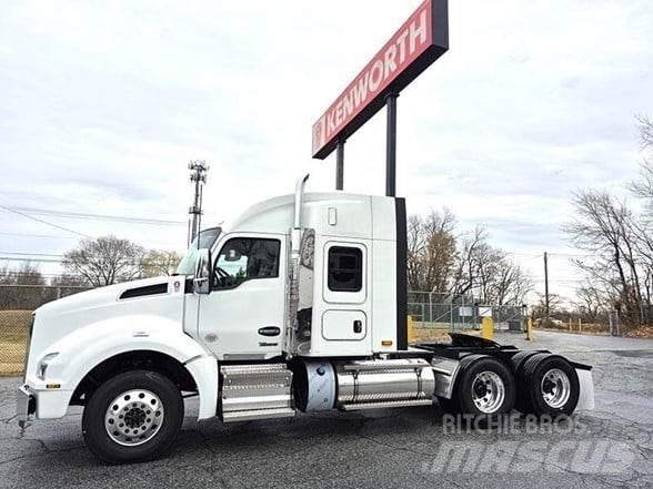 Kenworth T880 Prime Movers