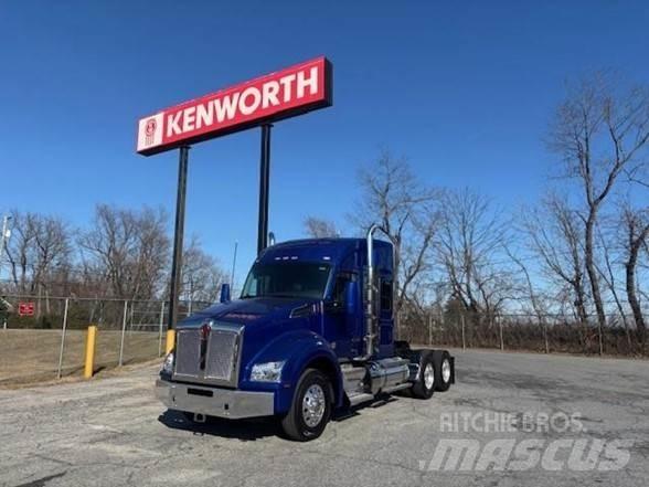 Kenworth T880 Prime Movers