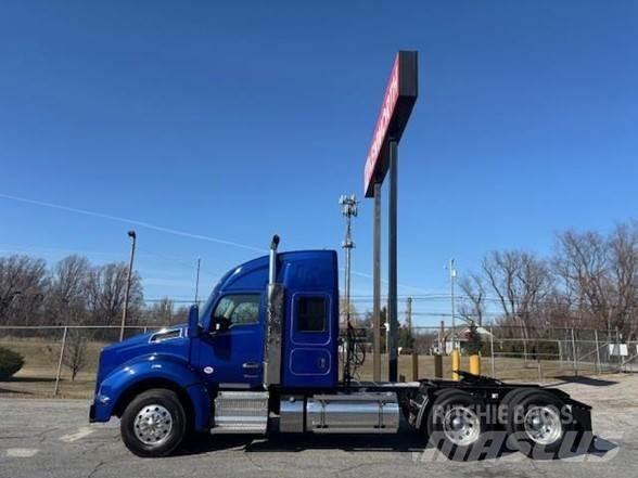 Kenworth T880 Prime Movers
