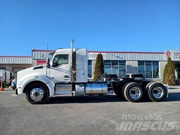 Kenworth T880 Prime Movers