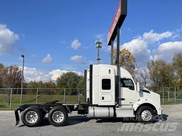 Kenworth T880 Prime Movers