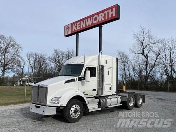 Kenworth T880 Prime Movers