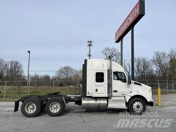 Kenworth T880 Prime Movers