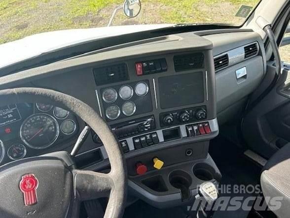 Kenworth T880 Prime Movers