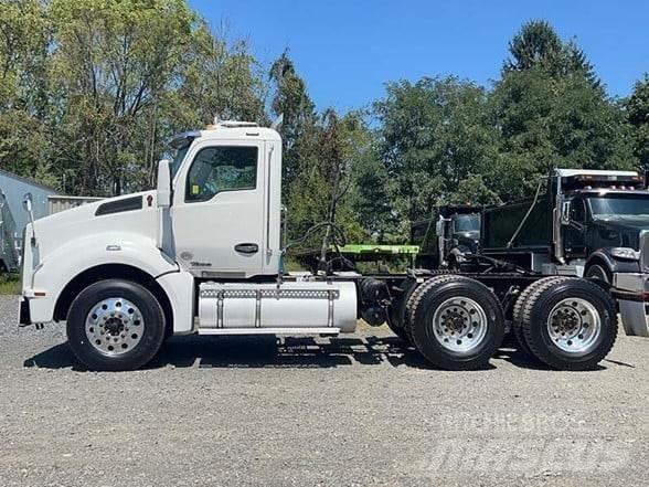 Kenworth T880 Prime Movers