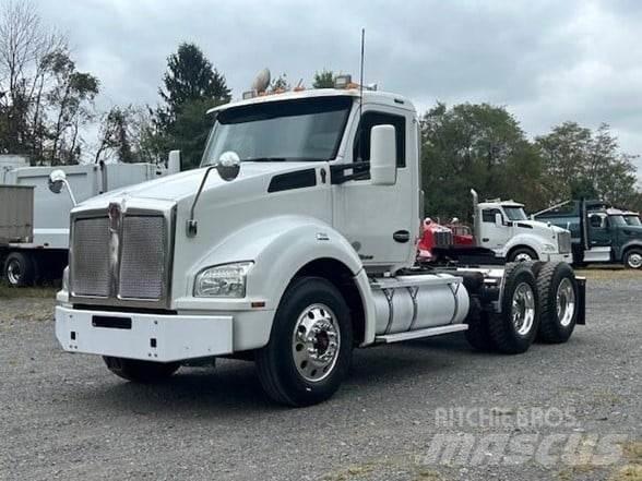 Kenworth T880 Prime Movers