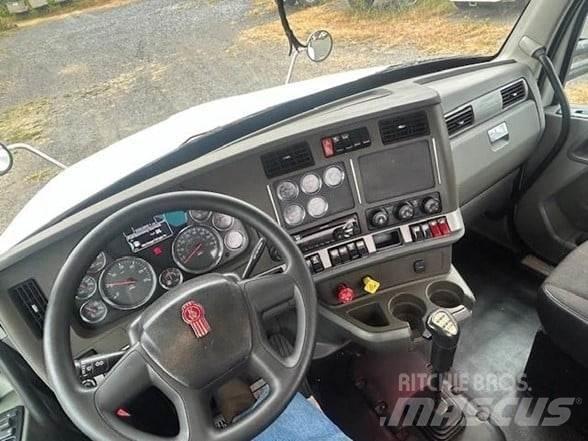 Kenworth T880 Prime Movers