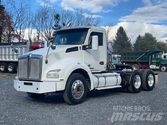 Kenworth T880 Prime Movers