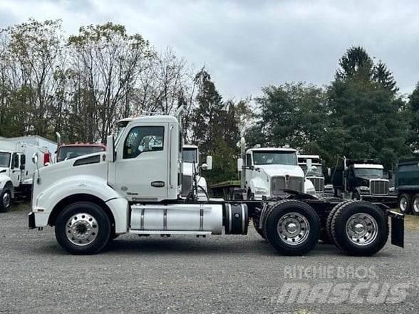 Kenworth T880 Prime Movers