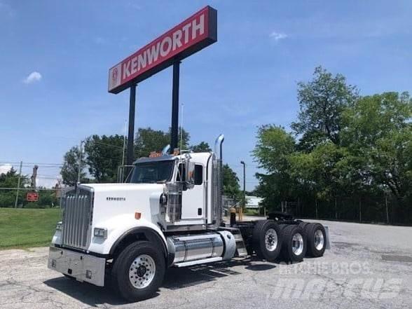 Kenworth W900 Prime Movers