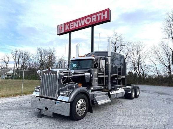 Kenworth W900 Prime Movers