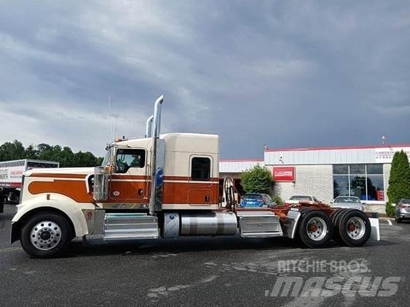 Kenworth W900L Prime Movers