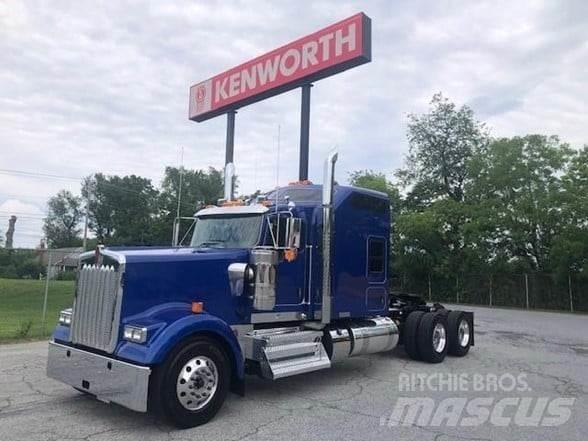 Kenworth W900L Prime Movers
