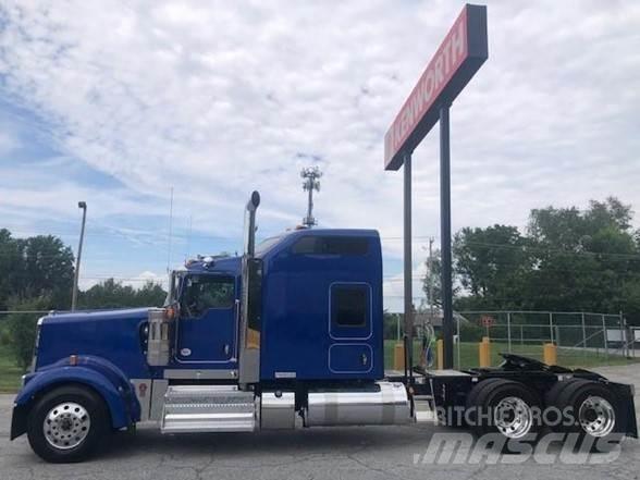 Kenworth W900L Prime Movers