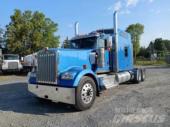 Kenworth W900L Prime Movers