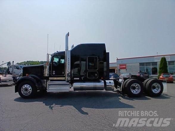 Kenworth W900L Prime Movers