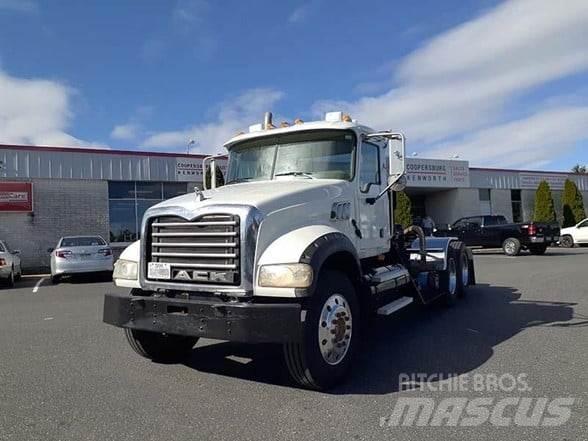 Mack GRANITE CTP713 Prime Movers