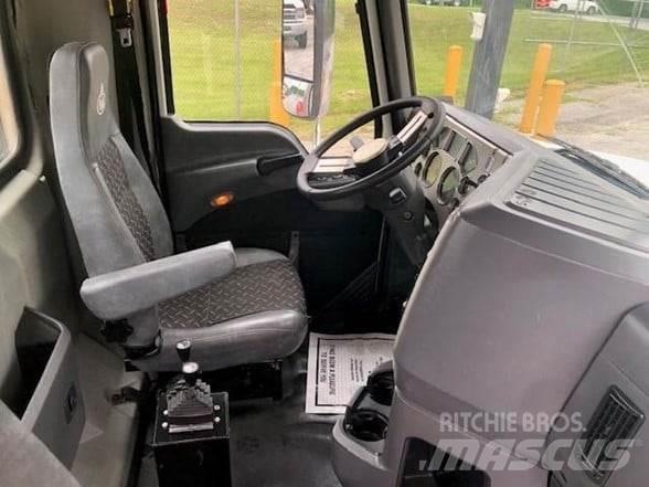 Mack GRANITE GU713 Waste trucks
