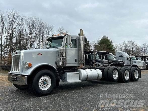 Peterbilt 367 Prime Movers