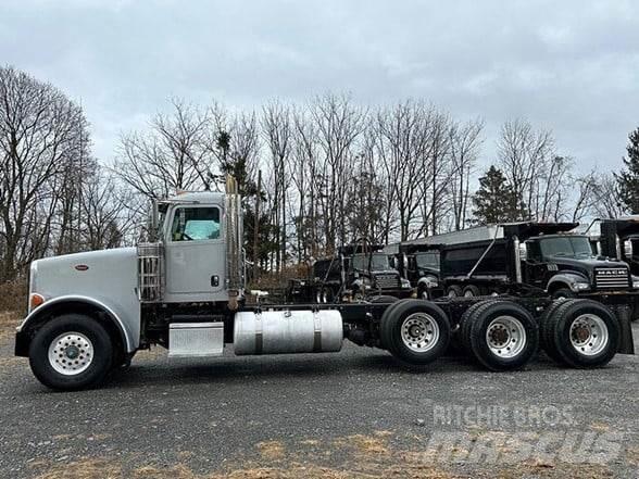 Peterbilt 367 Prime Movers