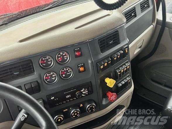 Peterbilt 567 Tipper trucks
