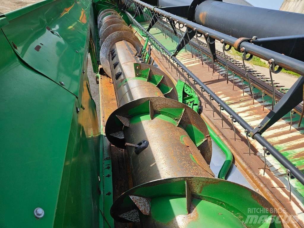 John Deere S770 Combine harvesters