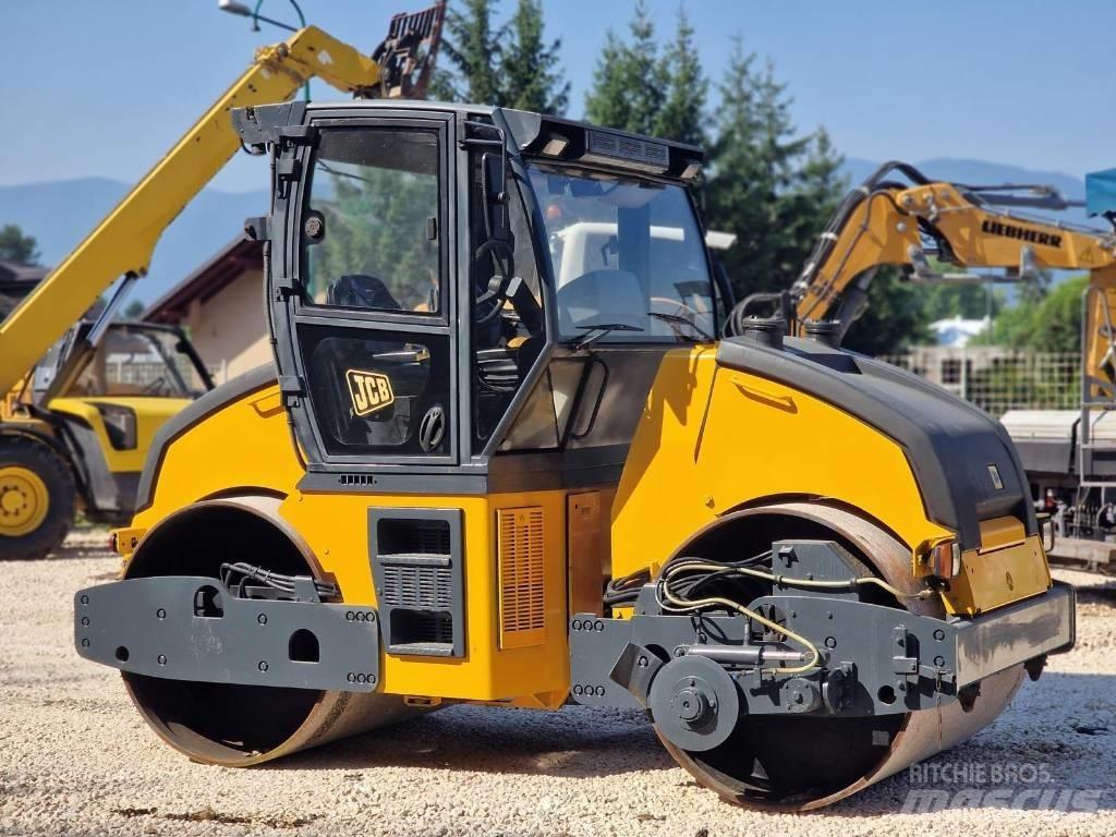JCB Vibromax VMT 860 Twin drum rollers