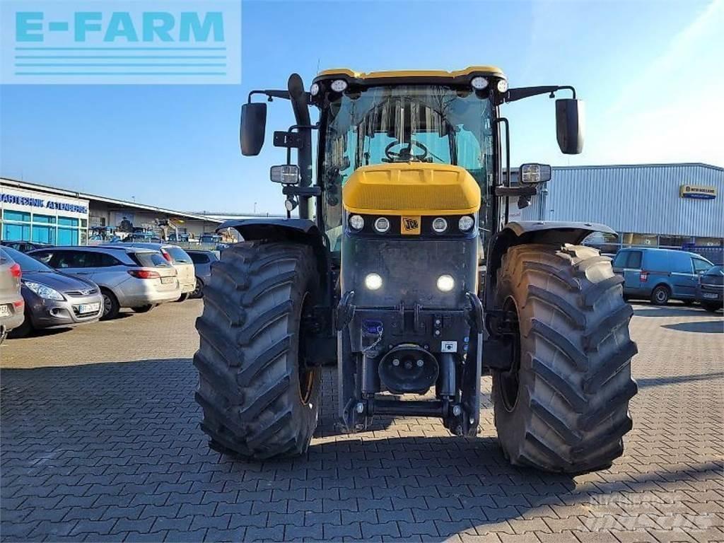 JCB 4220 fastrac Tractors