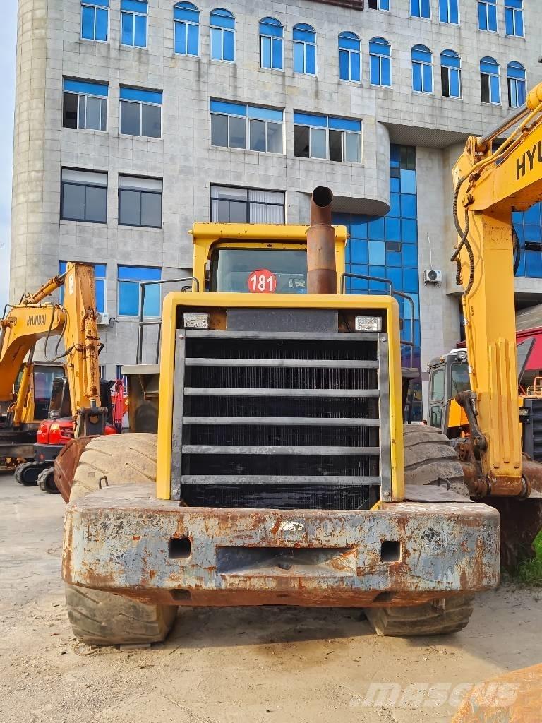 Komatsu WA 500 Wheel loaders