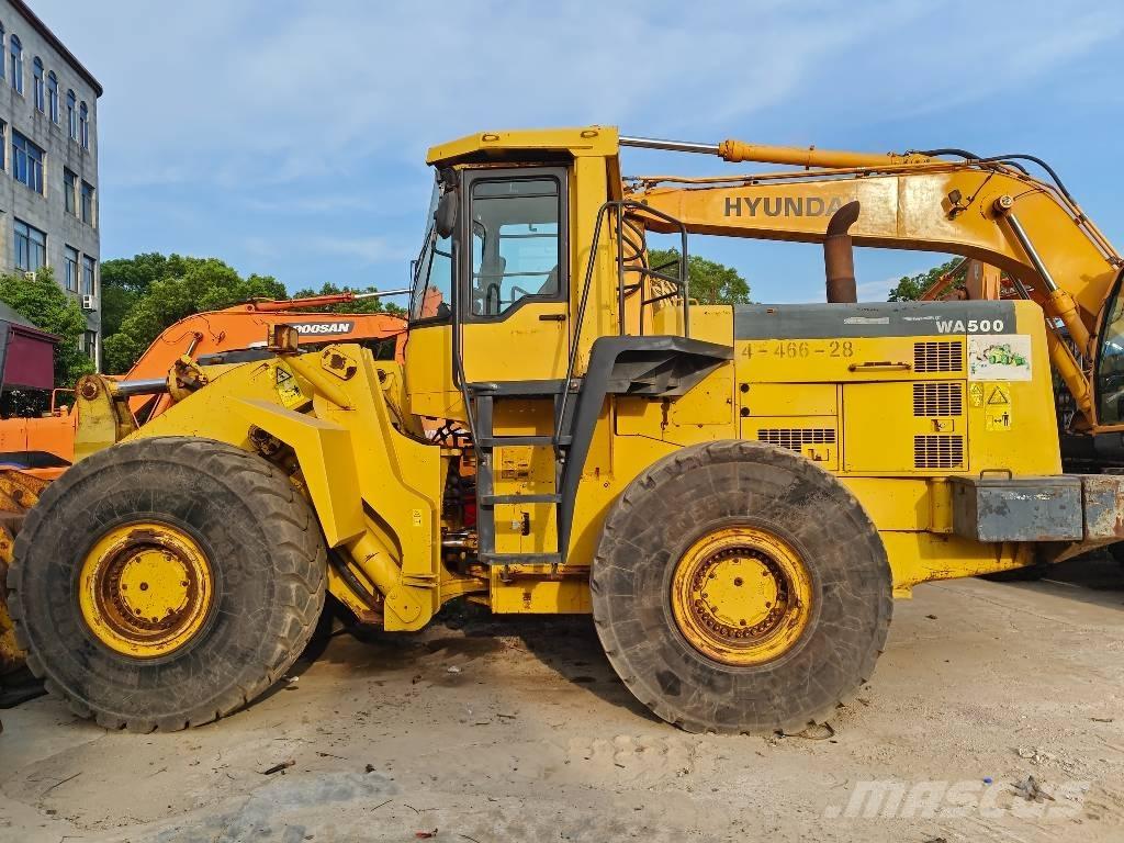 Komatsu WA 500 Wheel loaders