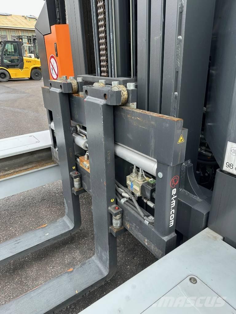 Hubtex DQX45-D Side loader