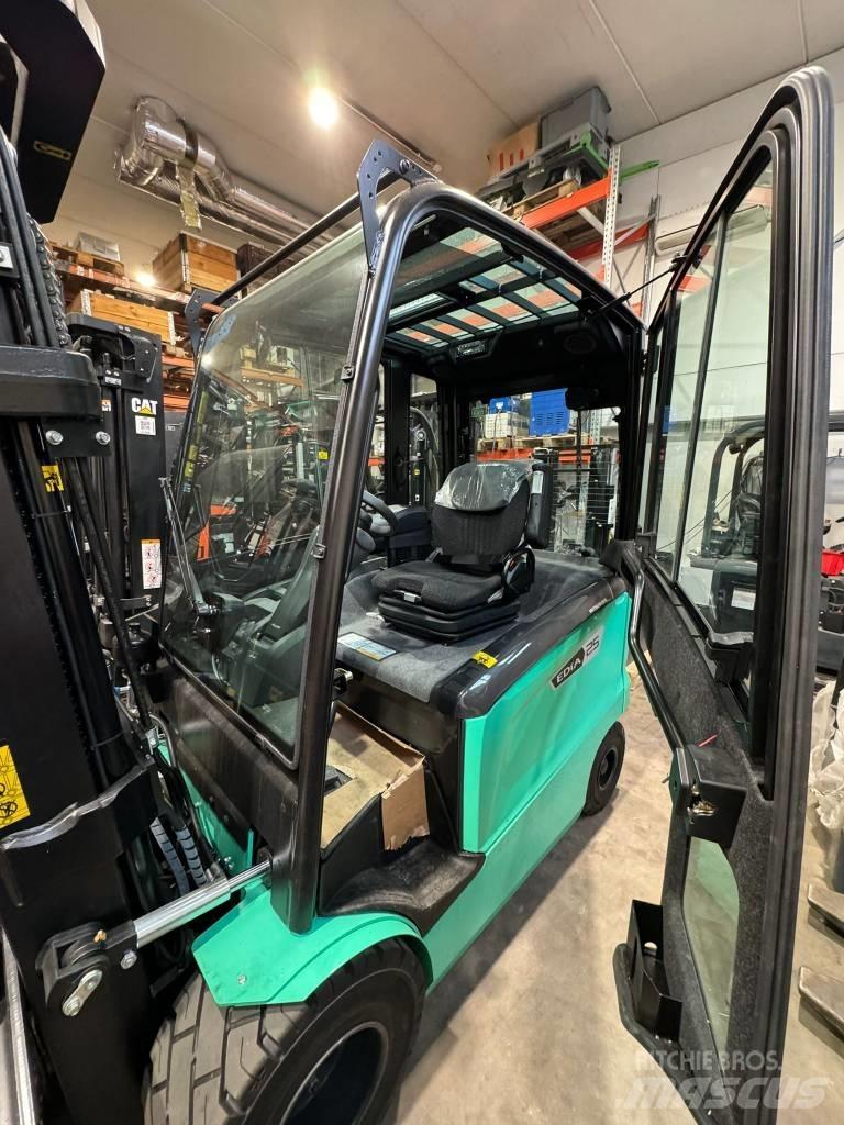 Mitsubishi FB25ACN Electric forklift trucks