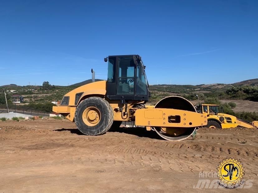 CAT CS 563 E Single drum rollers