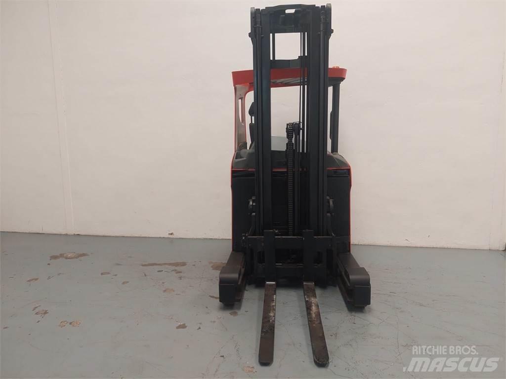 BT RRE 140 H Reach truck