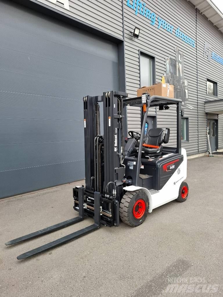 Bobcat B25NS Electric forklift trucks